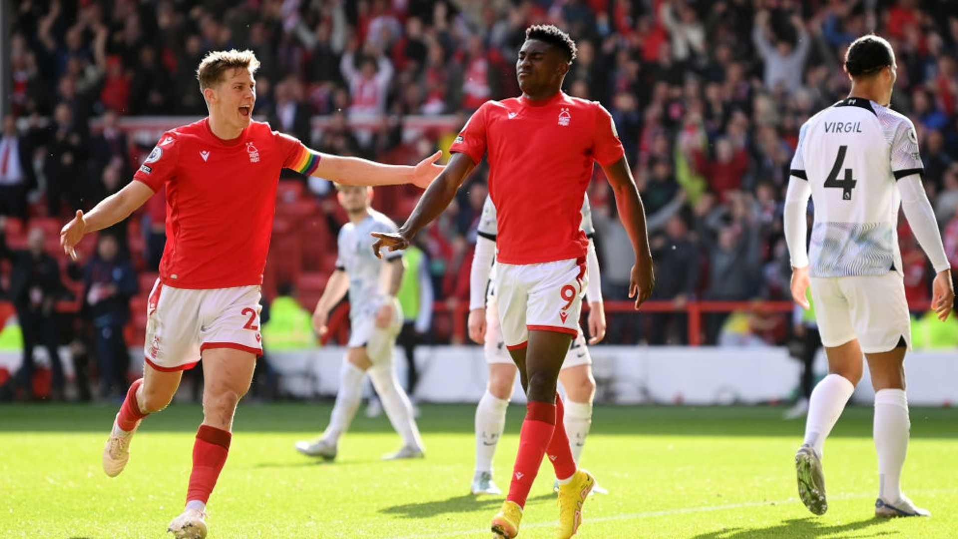 特朗普出手 特朗普出手